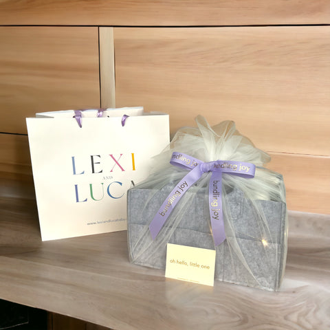 Included: Gift wrapping with fairy lights and gift card