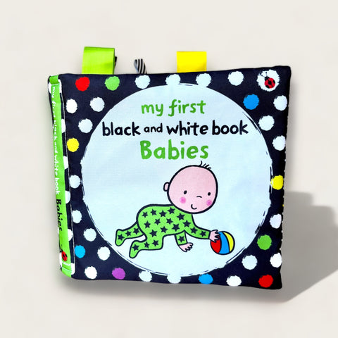 First books: Black and white cloth book (Babies)